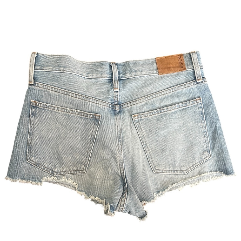 J.CREW relaxed fit light wash raw redressed hemline cotton short size 26 - Picture 2 of 4